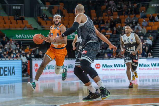 的亚洲新势 的亚洲新势